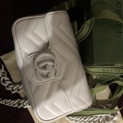 Gucci Monochrome Marmont White GG With BoX Small NEW