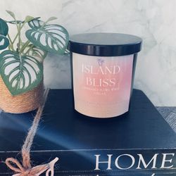 Island Bliss Hand Poured Scented Candle 