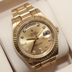 Rolex  Golden Round Diamond-Set Mechanical Watch