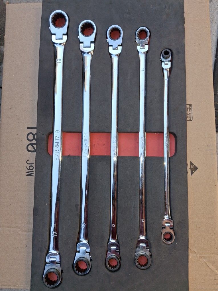 E-z Red Extra Long Metric Locking Wrench Set Firm 