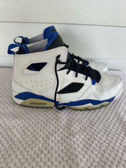 Men’s Nike shoes