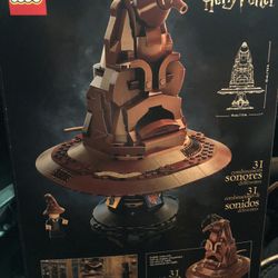 Legos - Harry Potter Talking Sorting Hat Set