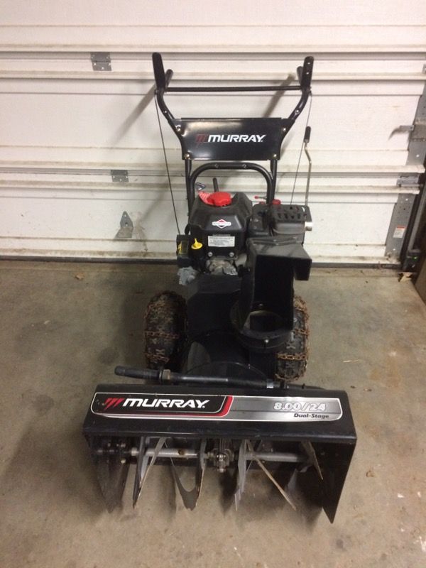 Murray 8.00/24 dual stage snow blower