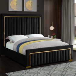 Dolce Velvet Black King Bed (3 Boxes)

