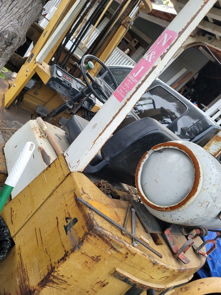 Forklift TCM