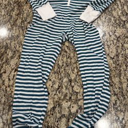 Victoria Secret Pajamas Size Medium 