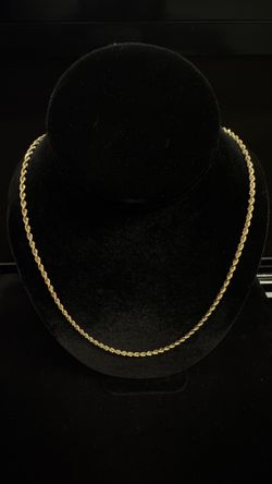 14K Gold Rope style necklace 24” long 3mm 18.73 grms no trades pick up in Tacoma 
