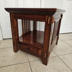 Broyhill End Table