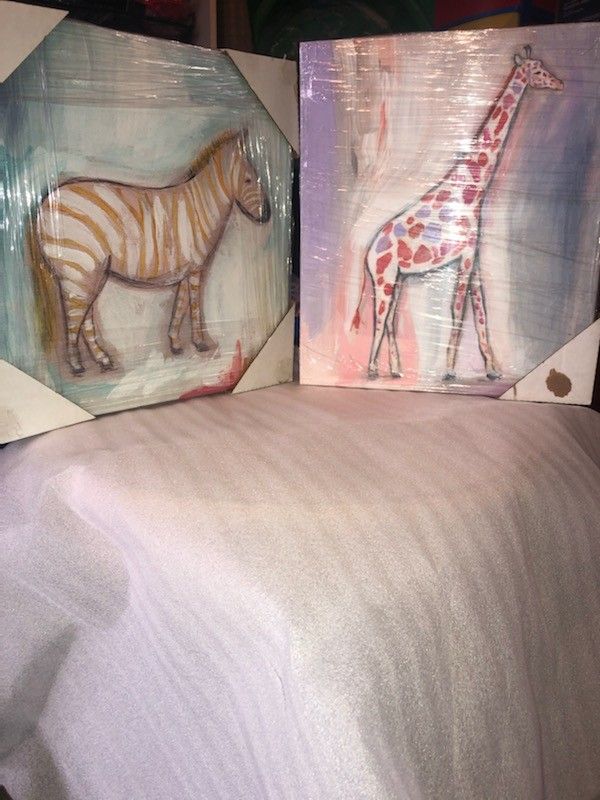 Canvas animal painting
