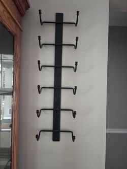 Wrought Iron Wall-Mounted 6-Bottle Horizontal Wine Rack, Black