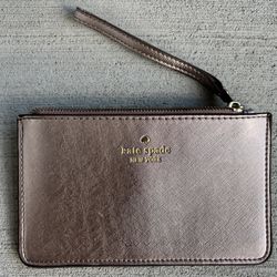 Kate Spade New York Wristlet Clutch – Metallic Rose Gold – Saffiano Leather