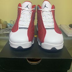 DS Air Jordan 13 Retro Red Flint (GS) size 5.5Y = Women’s size 7