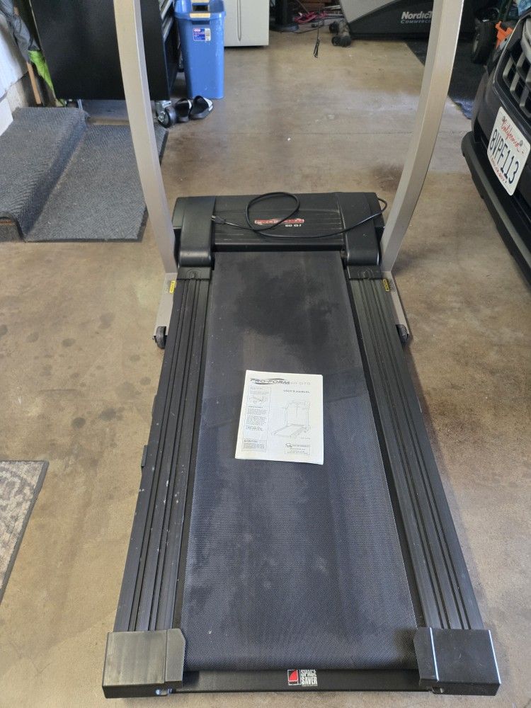 Treadmill, Folding