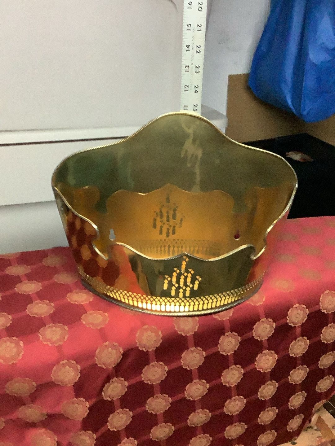 Ethan Allen Flower Pocker