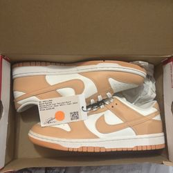 WMNS Nike Dunk Low Harvest Moon 9.5W