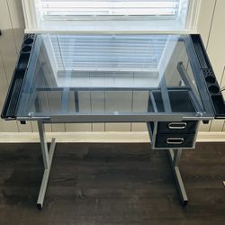 Adjustable Drafting Table