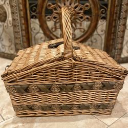 Picnic Basket for 4, Insulated Willow Picnic Baskets Wicker Basket Double Lid .