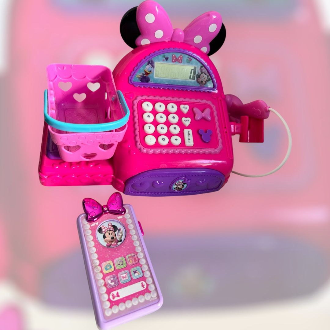 Minnie Mouse cashier and phone