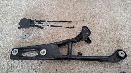 Suzuki Boulevard M109R Exhaust Bracket 