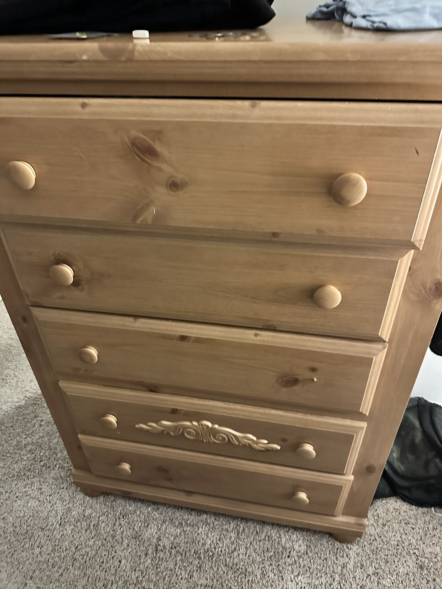 1 Dresser 1 Night Stand 
