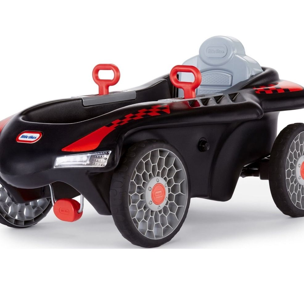 Little Tikes Jett Car Racer Ride-on Pedal Car in Black and Red, Adjustable Seat Back, Dual Handle Rear Wheel Steering - Kids Boys Girls Ages 3 to 7 Ye