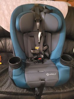 Green Safety 1st Carseat