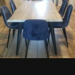 Beautiful Dining Room Set Table And Chairs 