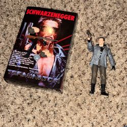 NECA DELUXE FIGURE The Terminator