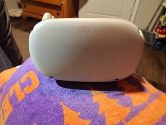 Oculus w/ 2 Joy sticks