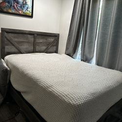 Full Size Bed And Two Couches