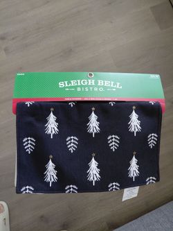 2 NEW TABLE RUNNERS