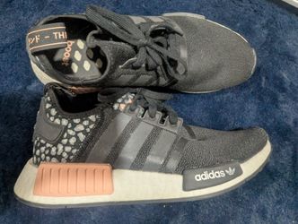 adidas
Women's NMD R1 Animal Print