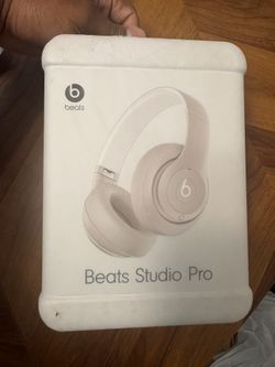 Beats Studio Pro New in Box