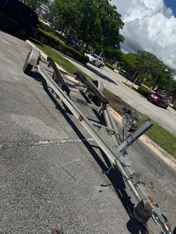 Aluminum boat trailer