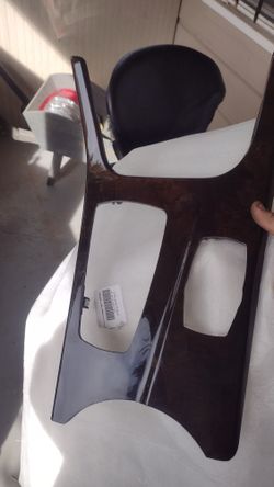 2020 BMW Center Console Trim