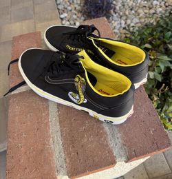 Vans x Cobra Kai Old Skool "Cobra Kai Dojo" edition