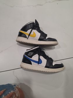 Nike Air Jordan 1 Mid "Multicolor Swoosh 7Y