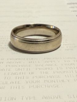 14K White Gold Men’s Wedding Band – Size 8.5