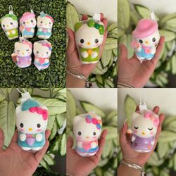 Hello Kitty squishy