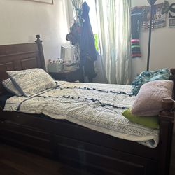 Twin Trundle Bed, Dresser And Nightstand 
