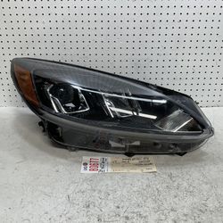 2020 2022 FORD ESCAPE RIGHT SIDE HEADLIGHT LAMP OEM LJ6B 13W029 BH