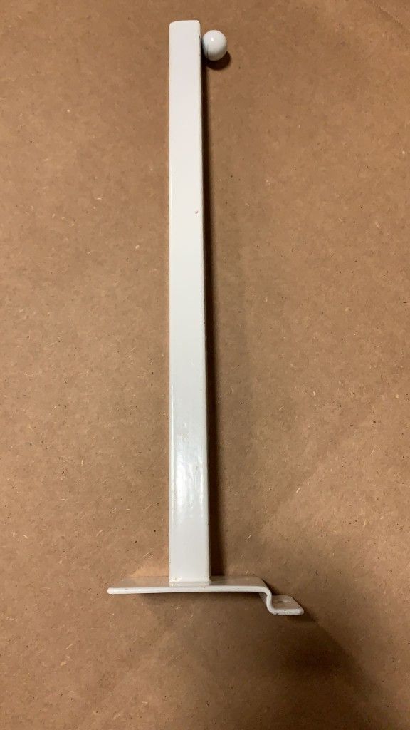 Shelf brackets white
66 available $0.90 each