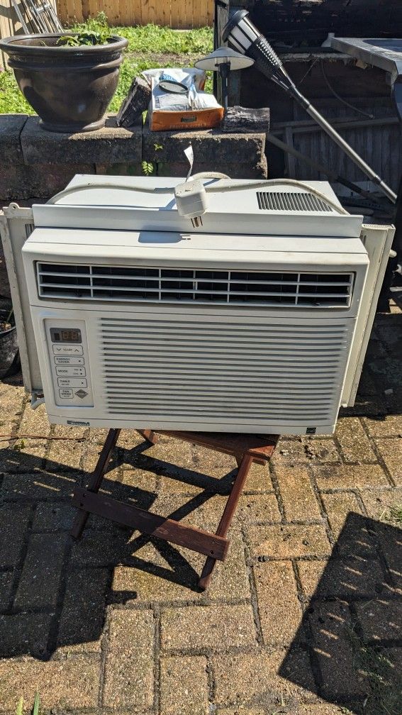 Window AC