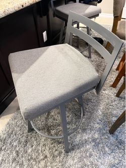 Set of 4 Counter Height Bar Stools – Gray
