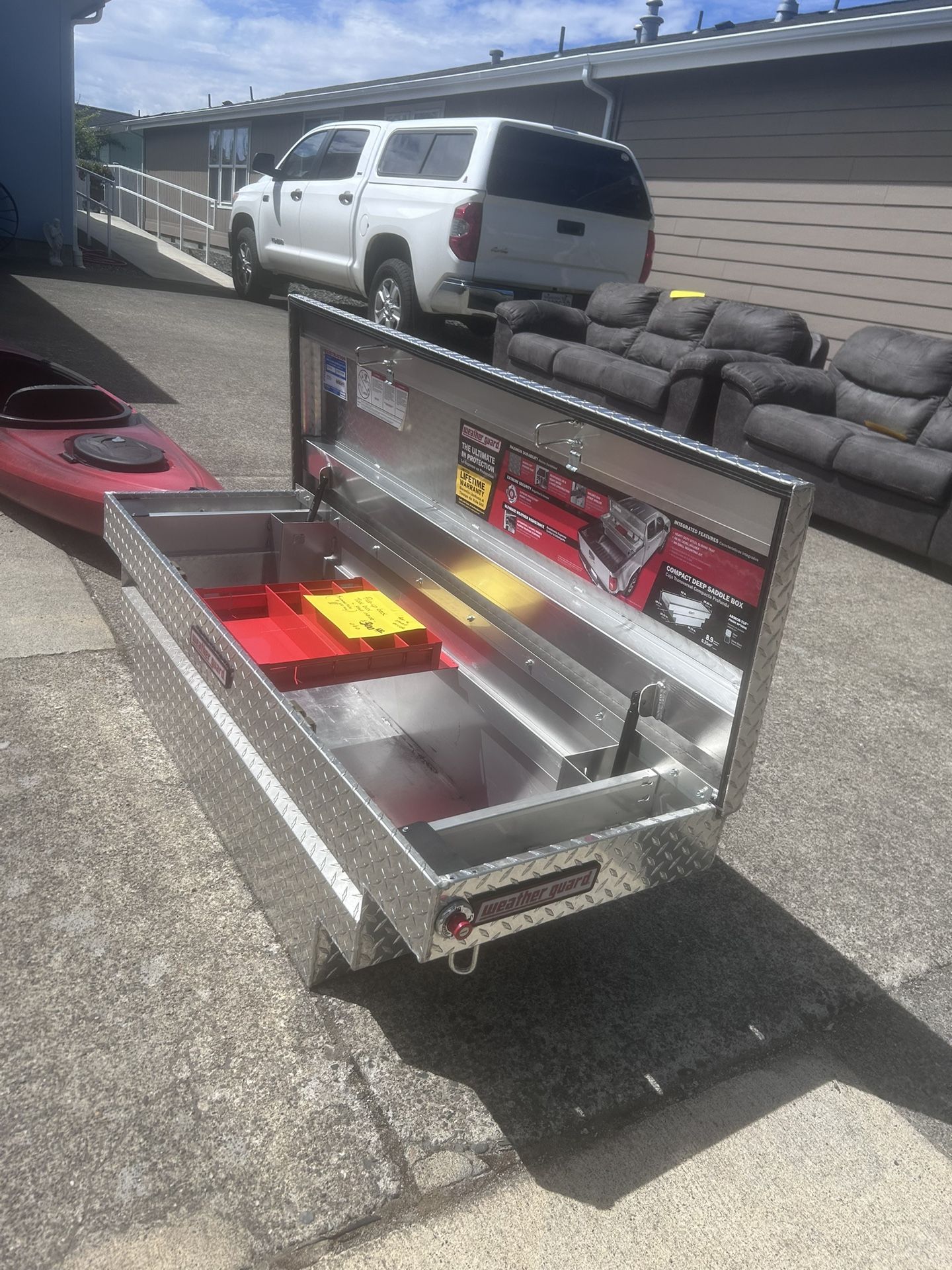 Weather Guard Diamond Plate Locking Tool Box