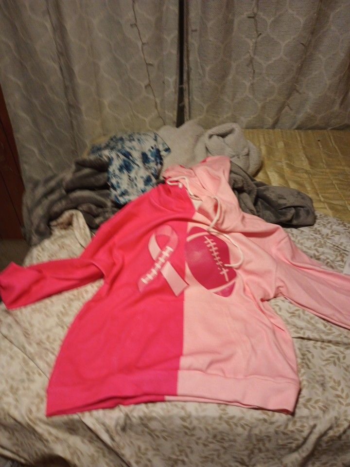 Breast Cancer Sweatshirt XL