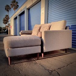 Light Gray Mid-Century Modern Sectional Sofa