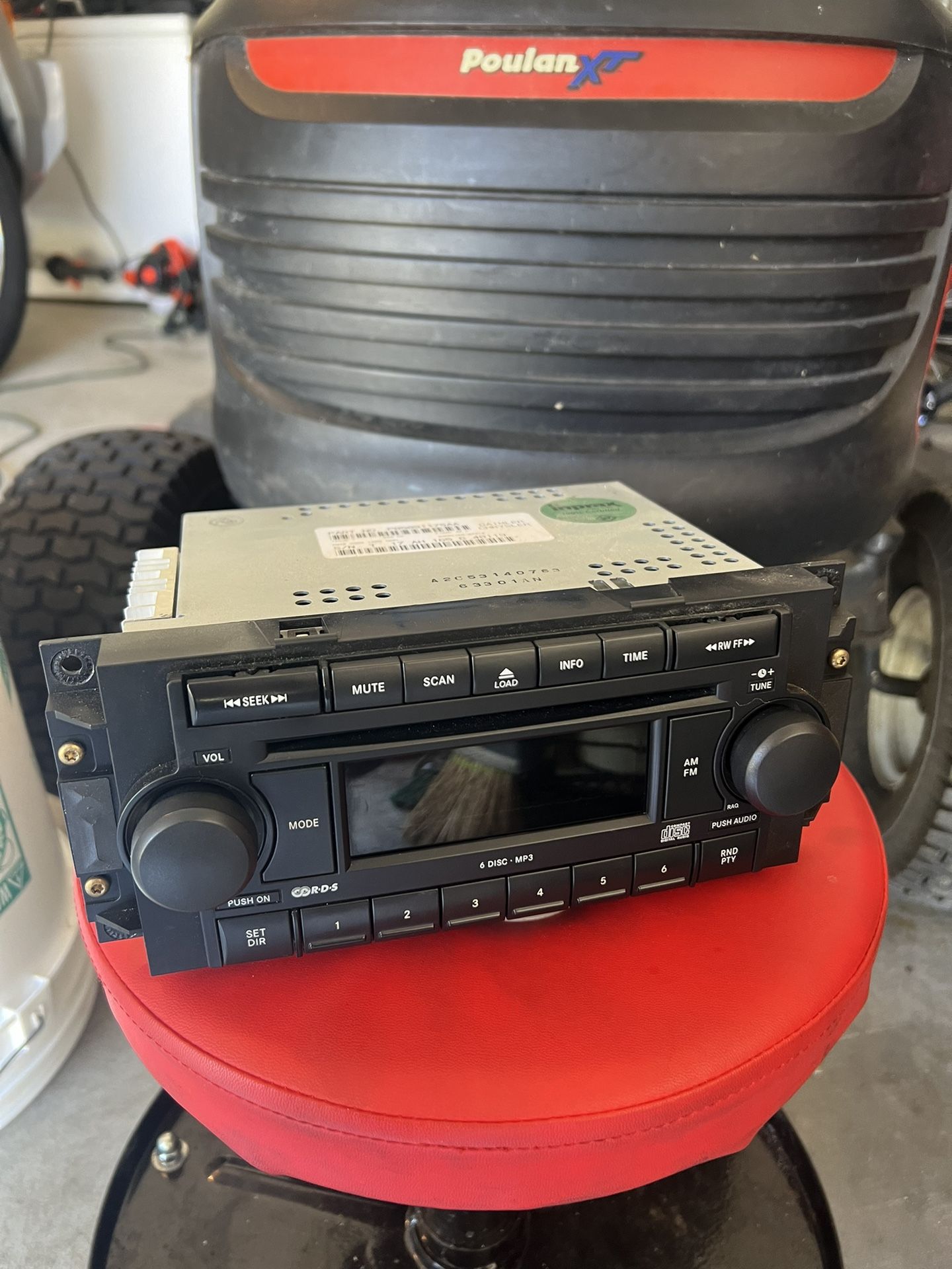 Jeep Commander OEM Radio 