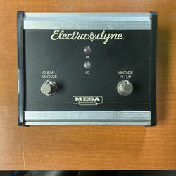 Electra-Dynę Footswitch Guitar Amp