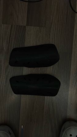 Soccer shin guards